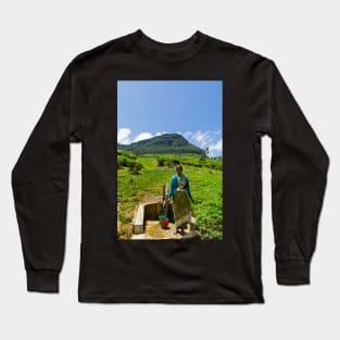 Tea Picker. Long Sleeve T-Shirt